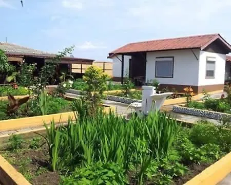 Parque de Campismo Бунгала Мак Поморие Pomorie